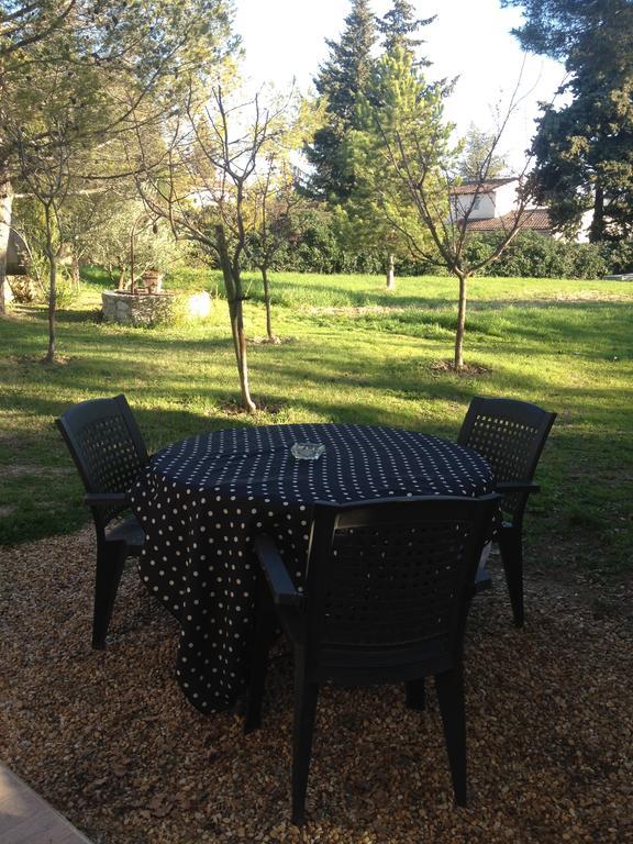 Gite Au Coeur De La Provence & Spa Saint-Cannat Zimmer foto